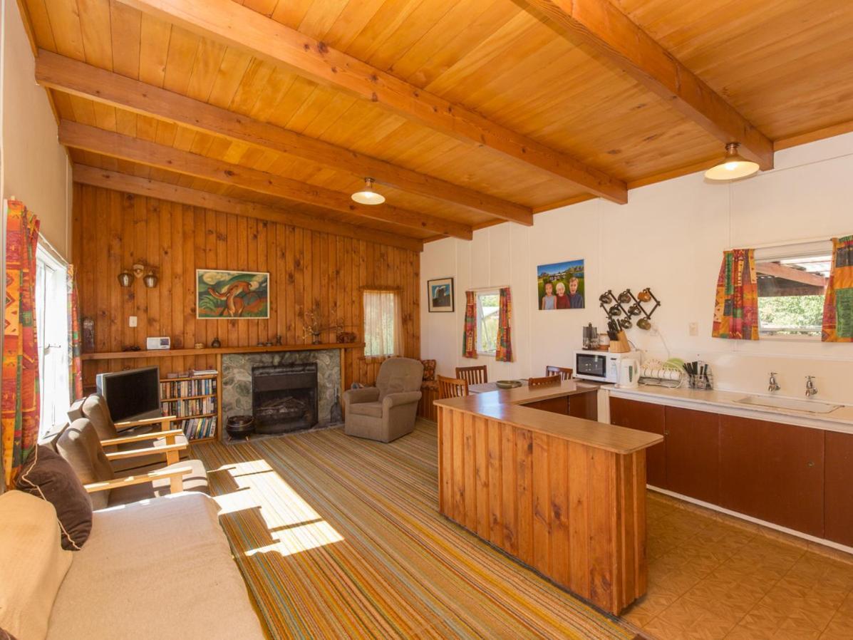 Southern Lakes Sweetie - Albert Town Bach Wanaka Exterior foto